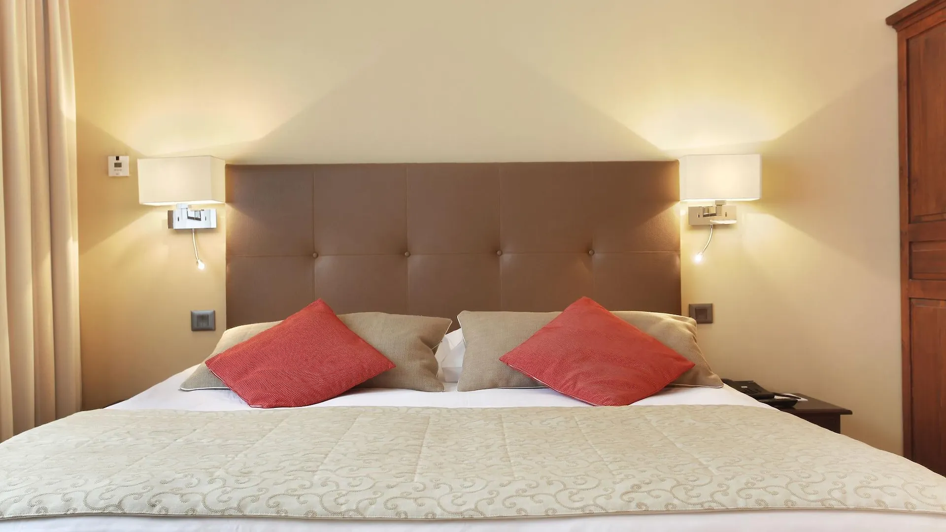 ****  Hotel De La Rotonde Aix En Provence Aix-en-Provence France
