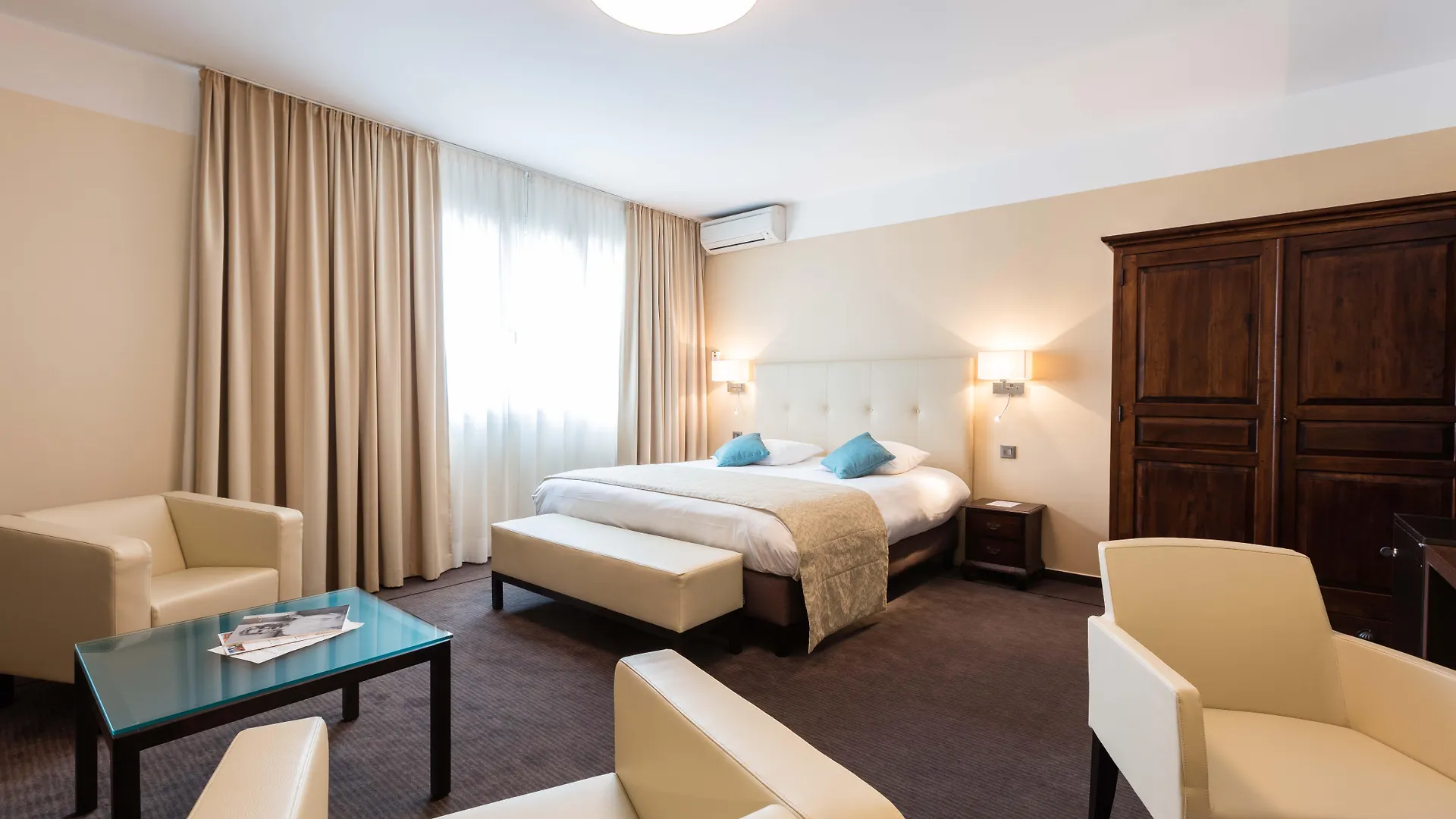 ****  Hotel De La Rotonde Aix En Provence Aix-en-Provence France